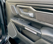 Dodge RAM Laramie 5,7 Hemi V8