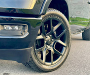 Dodge RAM Laramie 5,7 Hemi V8