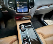 Volvo XC90 Plug-In Hybrid 288 kW AT8