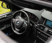 BMW X4 35d M Packet, Strešné okno, ACC, Harman Kardon, HUD, Ťažné
