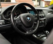 BMW X4 35d M Packet, Strešné okno, ACC, Harman Kardon, HUD, Ťažné