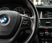 BMW X4 35d M Packet, Strešné okno, ACC, Harman Kardon, HUD, Ťažné