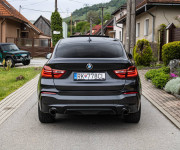 BMW X4 35d M Packet, Strešné okno, ACC, Harman Kardon, HUD, Ťažné