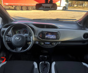 Toyota Yaris 1.5 Hybrid Style e-CVT