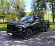 Dodge RAM 1500 5.7 HEMI Limited Black edition