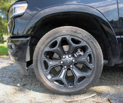 Dodge RAM 1500 5.7 HEMI Limited Black edition