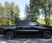 Dodge RAM 1500 5.7 HEMI Limited Black edition