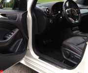 Mercedes-Benz B trieda AMG line 200d 4matic Automat