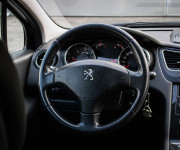 Peugeot 5008 7 miestny 1.6 HDI Automat, Navi