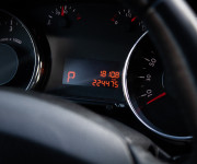 Peugeot 5008 7 miestny 1.6 HDI Automat, Navi