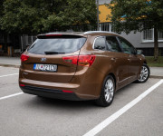 KIA Cee'd SW 1.6 GDi Silver