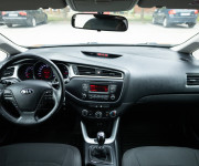 KIA Cee'd SW 1.6 GDi Silver