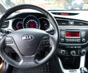 KIA Cee'd SW 1.6 GDi Silver
