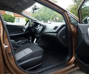 KIA Cee'd SW 1.6 GDi Silver