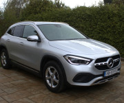 Mercedes-Benz GLA 200 d, AT8, 4MATIC 4x4