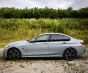 BMW Rad 3 330e PHEV A/T sedan