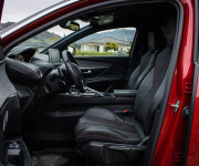 Peugeot 5008 1.6 PureTech 180K GT Line, 1. Majiteľ, Slovenské, I-cockpit, 7miestne