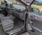 Mercedes-Benz B trieda 180 Entry A/T
