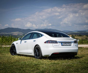 Tesla Model S 90D AWD Nabíjanie zdarma, nový procesor, Autopilot FSD, v záruke, CCS adaptér