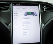 Tesla Model X 90D Premium 7-miestne, Free Supercharger SC01, Carbon, ťažné, odpočet DPH