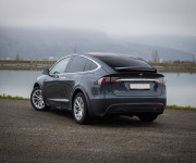 Tesla Model X 90D Premium 7-miestne, Free Supercharger SC01, Carbon, ťažné, odpočet DPH