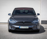Tesla Model X 90D Premium 7-miestne, Free Supercharger SC01, Carbon, ťažné, odpočet DPH