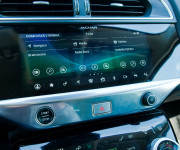 Jaguar I-Pace EV400 AWD 4x4 294kw 400 HP 90 kWh batéria