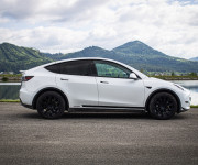 Tesla Model Y Long Range Ryzen, R20, SOH 92%, nelakované, Matrix, 4x dvojité sklá, DPH