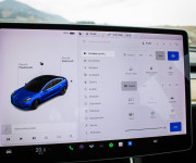 Tesla Model 3 Long Range 75 kWh, Premium Audio, 4x4, ťažné zariadenie, odpočet DPH