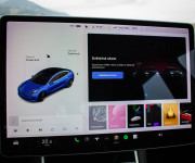 Tesla Model 3 Long Range 75 kWh, Premium Audio, 4x4, ťažné zariadenie, odpočet DPH