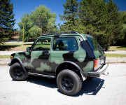 Lada Niva Bronto