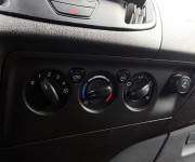 Ford Transit Custom 2.2 TDCi 9-Miestne