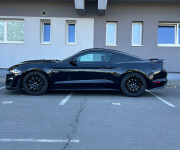 Ford Mustang GT 5.0 manuál