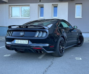 Ford Mustang GT 5.0 manuál