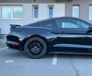 Ford Mustang GT 5.0 manuál