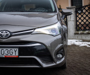 Toyota Avensis Combi 2.0 D-4D S&S Executive, Slovenské, pravidelný servis, kamera