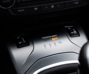 Toyota Avensis Combi 2.0 D-4D S&S Executive, Slovenské, pravidelný servis, kamera