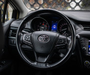 Toyota Avensis Combi 2.0 D-4D S&S Executive, Slovenské, pravidelný servis, kamera