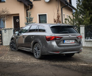 Toyota Avensis Combi 2.0 D-4D S&S Executive, Slovenské, pravidelný servis, kamera