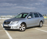 Škoda Octavia Combi 2.0 TDI CR DPF 110k Elegance