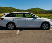 Škoda Octavia Combi 2.0 TDI SCR 150k 7st. DSG automat Nelakované