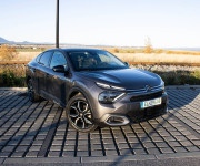 Citroën ë-C4 X Electric 100 kW Shine