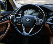 BMW Rad 5 520d xDrive G30, Luxury Line, LED svetlá, remote control, Cognac dakota interiér