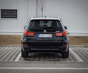 BMW X5 30d xDrive Mpacket, Webasto, nočné, harman, LED, ťažné, 360, softclose