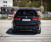 BMW X5 30d xDrive Mpacket, Webasto, nočné, harman, LED, ťažné, 360, softclose