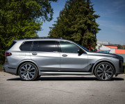 BMW X7 M60i V8 4.4i, Osvetlená predná maska, Executive drive pro, msport package pro