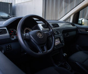 Volkswagen Caddy 2.0 TDI 75kW veľmi pekný stav, ťažné, nové brzdy, vymenené rozvody, ALU