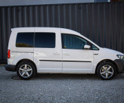 Volkswagen Caddy 2.0 TDI 75kW veľmi pekný stav, ťažné, nové brzdy, vymenené rozvody, ALU