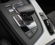Audi A4 Avant 40 2.0 TDI S line S tronic