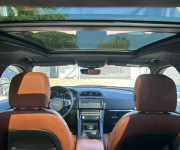 Jaguar F-Pace 2.0 I4 300k Prestige AWD A/T